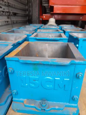 Concrete Cube Moulds (Cast Iron)