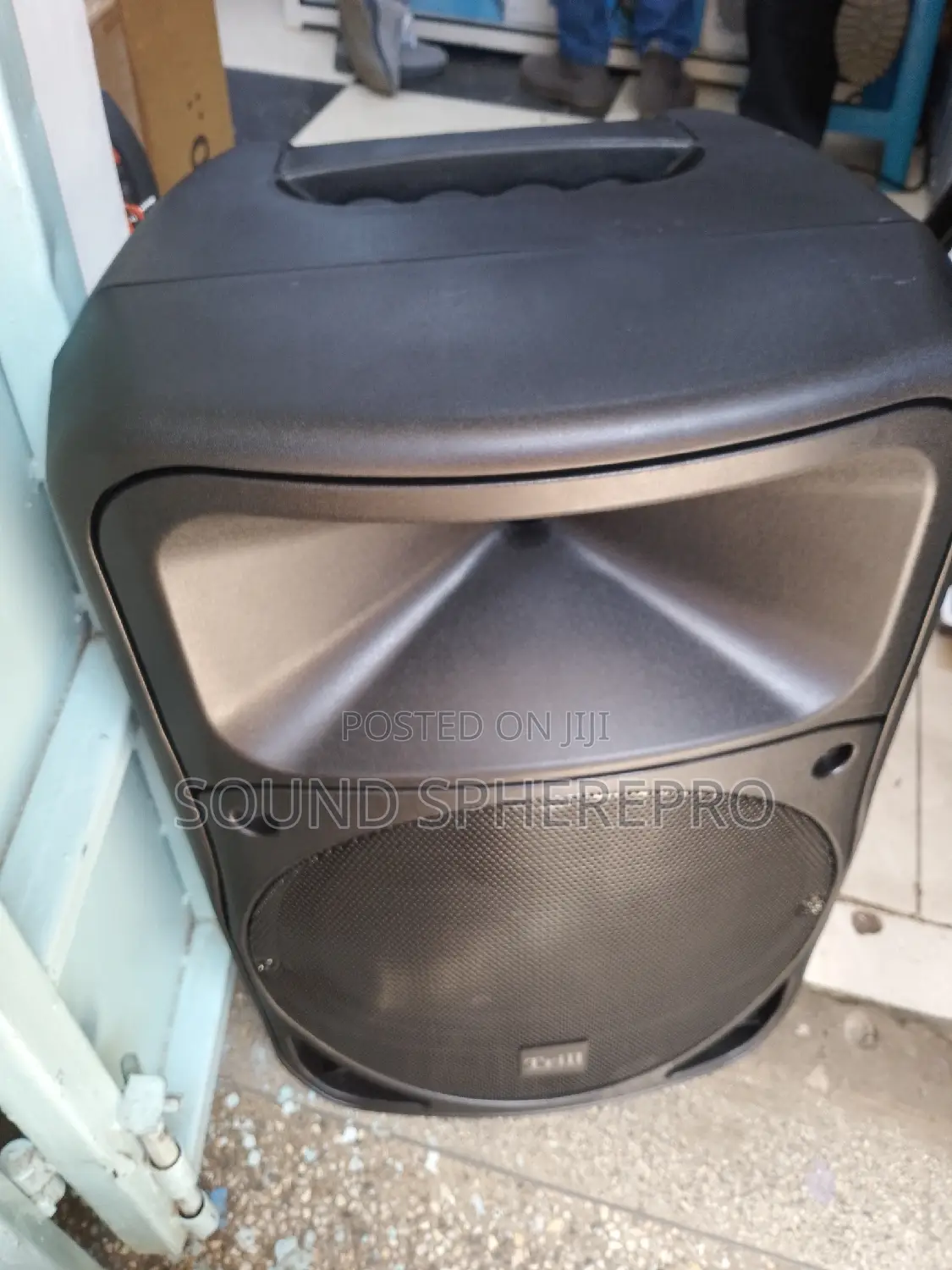Trill 15 Inch Plastic Speaker