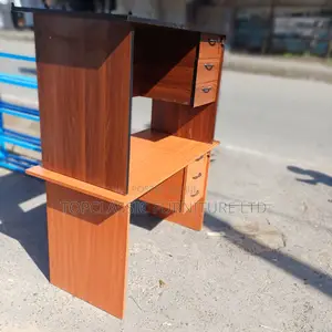QUALITY OFFICE DESKS Available (Payment on Delivery)
