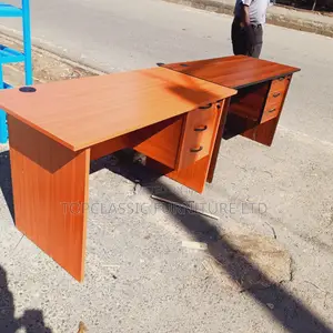 QUALITY OFFICE DESKS Available (Payment on Delivery)