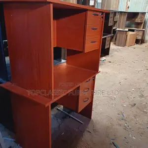 QUALITY OFFICE DESKS Available (Payment on Delivery)