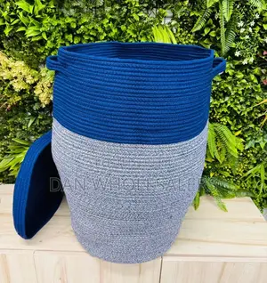 Laundry Basket With Lid