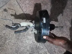 Brake Booster and Master Cylinder for Noah/Voxy Old Model