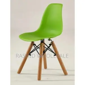 Eames Plastic Chair, Green