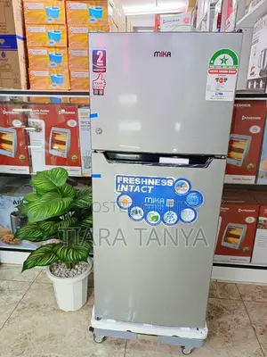 Fridge, 118L, 2 Door Top Mount Freezer