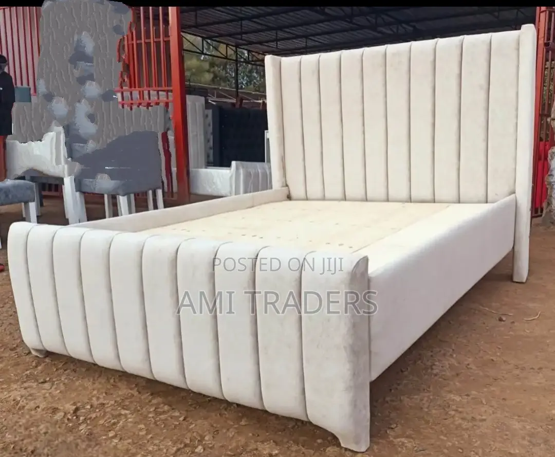 Bed - Chester Bed Queen Size