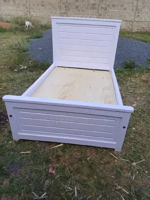 Modern Executive Beds Available (Payment on Delivery)