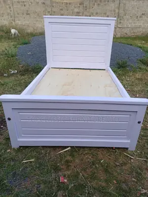 Modern Executive Beds Available (Payment on Delivery)