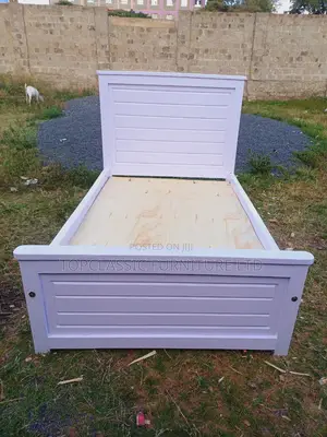 Modern Executive Beds Available (Payment on Delivery)