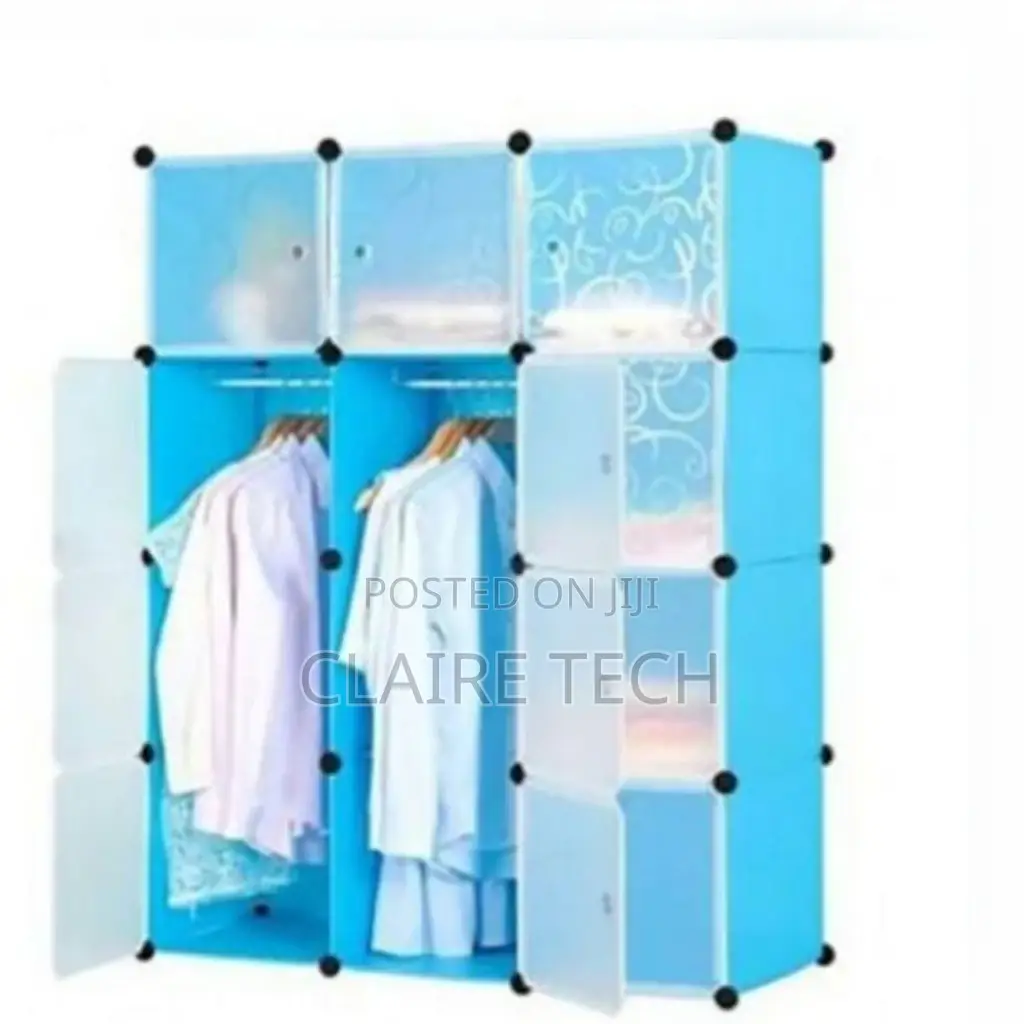 3 Column Portable Plastic Wardrobe