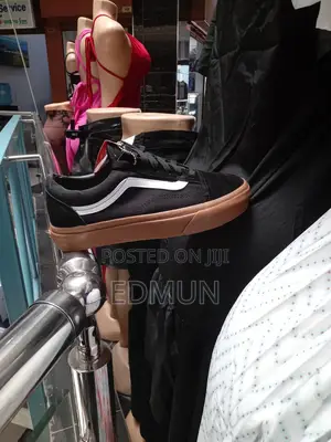 Vans Off The Wall