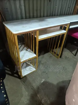 Manicure Marble Table With Shelves 