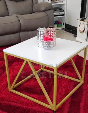 Square Wendo Modern Coffee Table