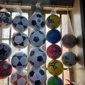 Soccer Balls ✓ Soccer Balls✓ Soccer Balls ✓ Soccer Balls