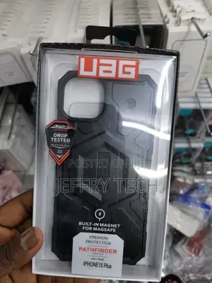 iPhone 14 Plus and 15 Plus UAG Pathfinder