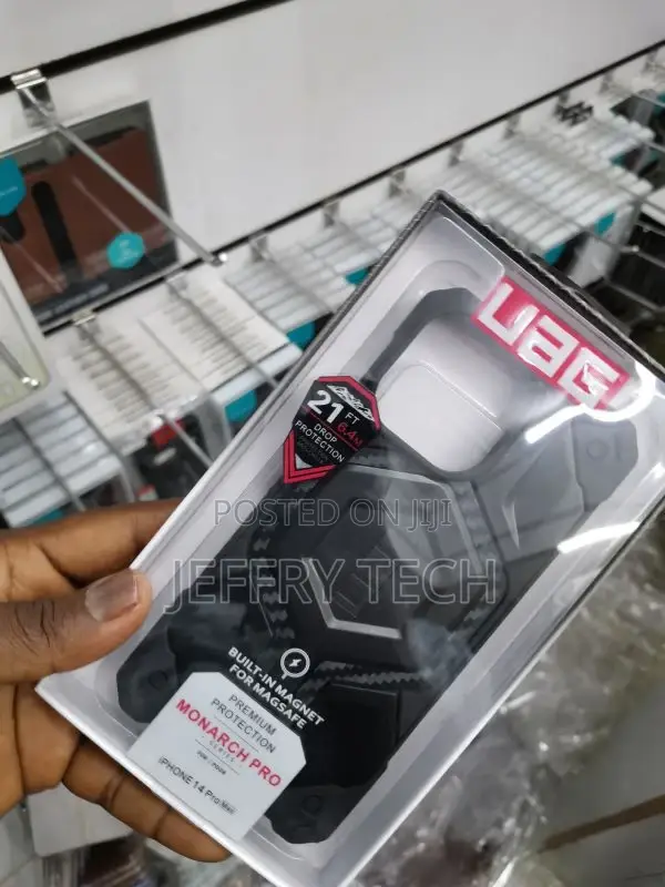 UAG Monarch Pro Magsafe Series iPhone 14 Pro Max Case