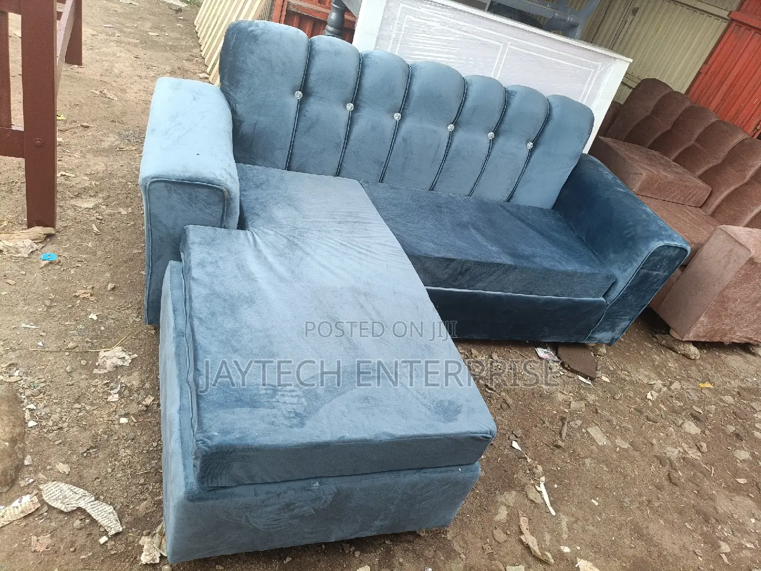 4 Seater L-Shaped Sofa