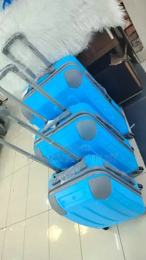 3 in 1 High Quality Fibre Suitcases
