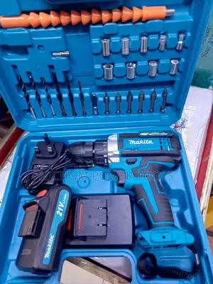 Powerful Makita Cordless Drill Set 21v