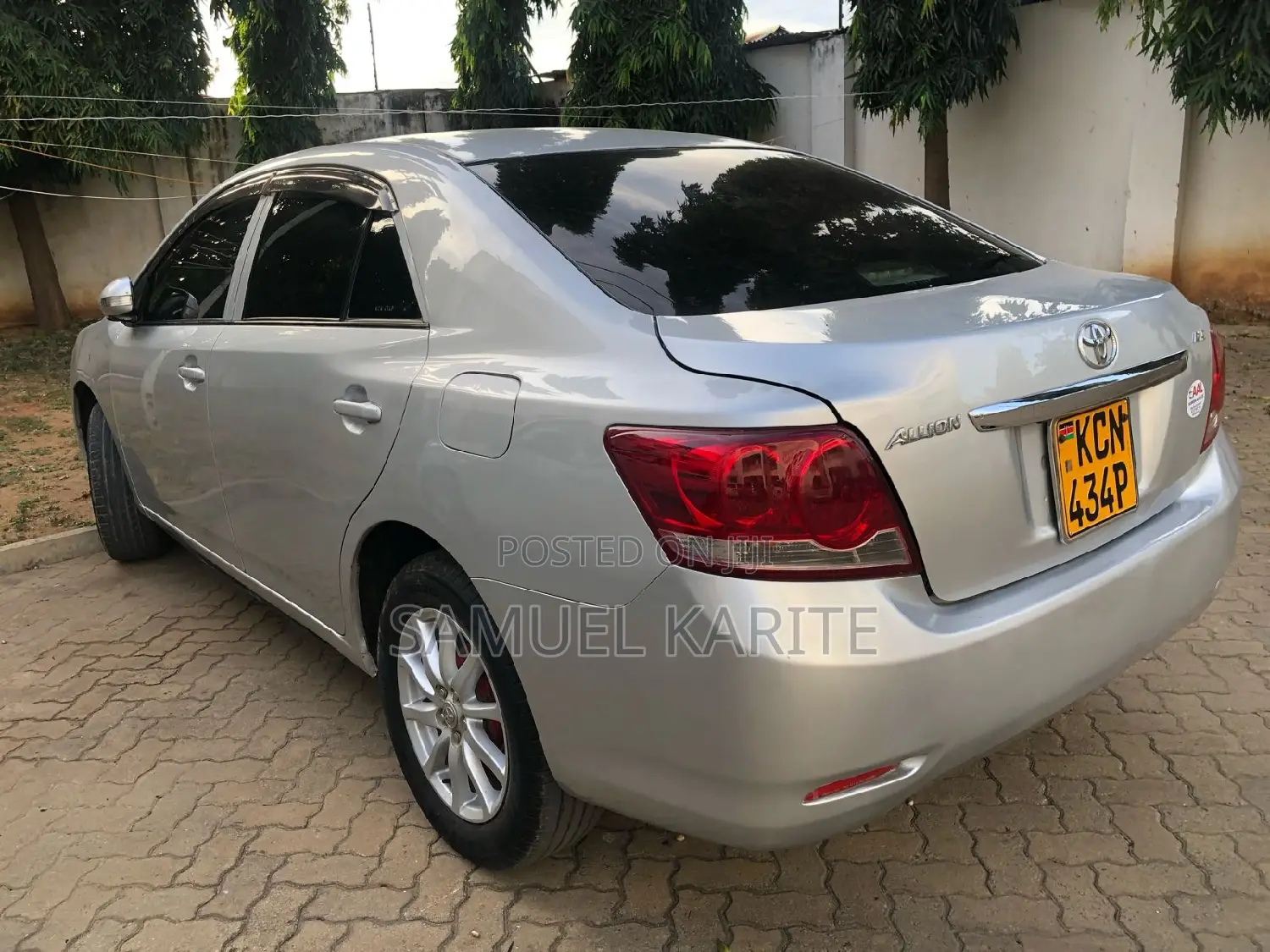 Toyota Allion 2010 Silver