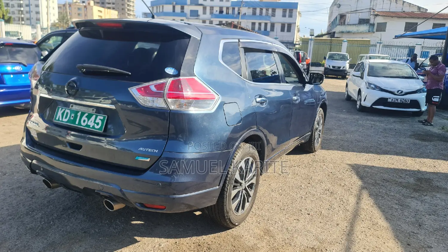 Nissan X-Trail 2017 Gray