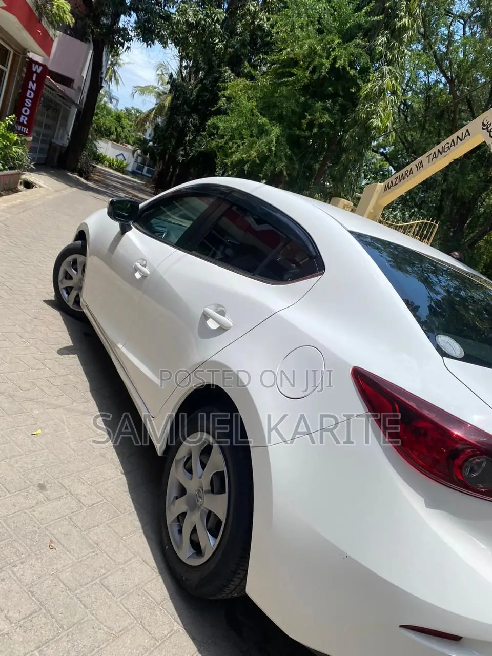 Mazda Axela 2017 White