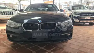 BMW 320i 2017 Black