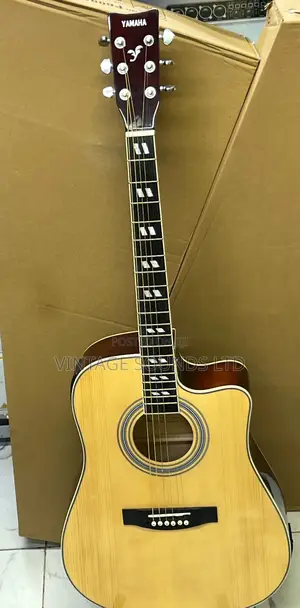 Original Yamaha Semi Acoustic Box Guitar