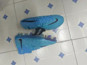 Kids Soccer Shoes