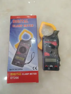 Digital Clamp Meter