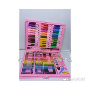 150 PCS Art Drawing Set
