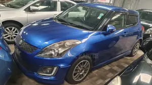 Suzuki Swift 2017 - Blue Hatchback for Sale