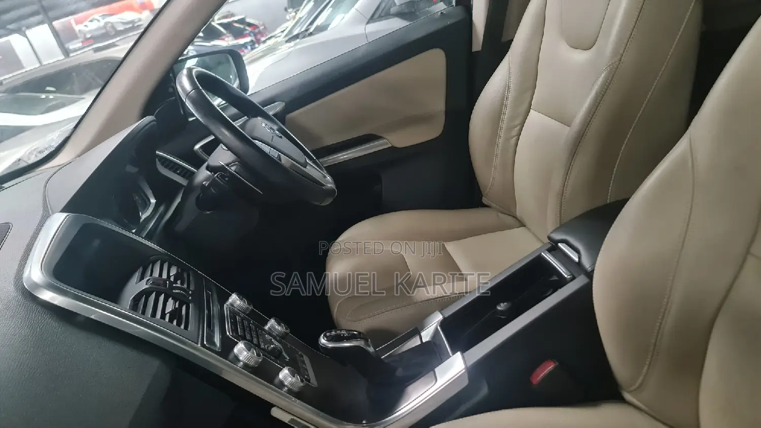 Volvo XC60 2017 Brown