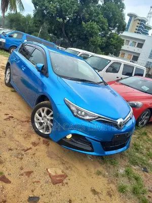 Toyota Auris 2017 Blue