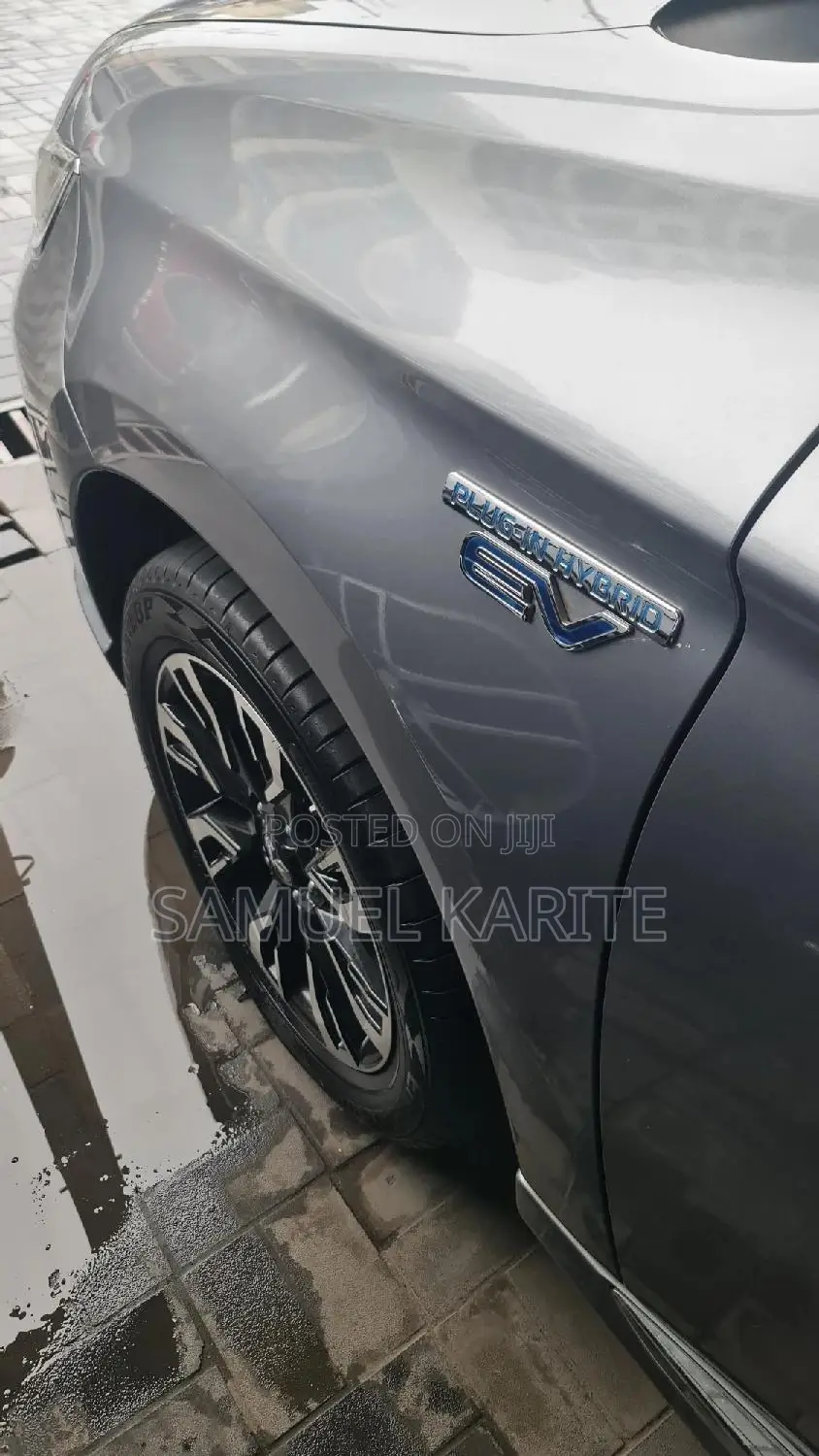 Mitsubishi Outlander 2017 Gray
