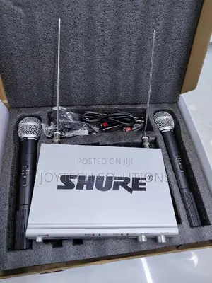 Dual Shure Wireless Microphone SH 500 .150 Meter