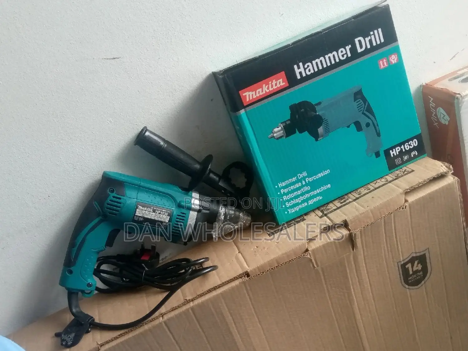 710 Watts Hammer Drill Makita