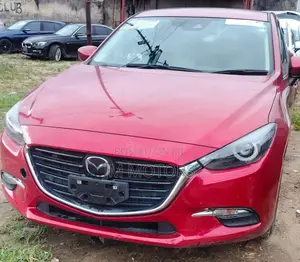 Mazda Axela 2017 Red