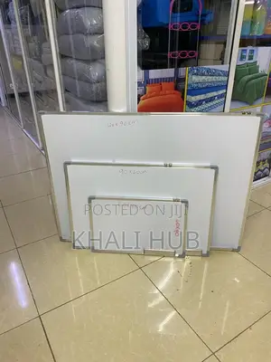 Whiteboards√Whiteboards>Whiteboard<Whiteboard;Whiteboards