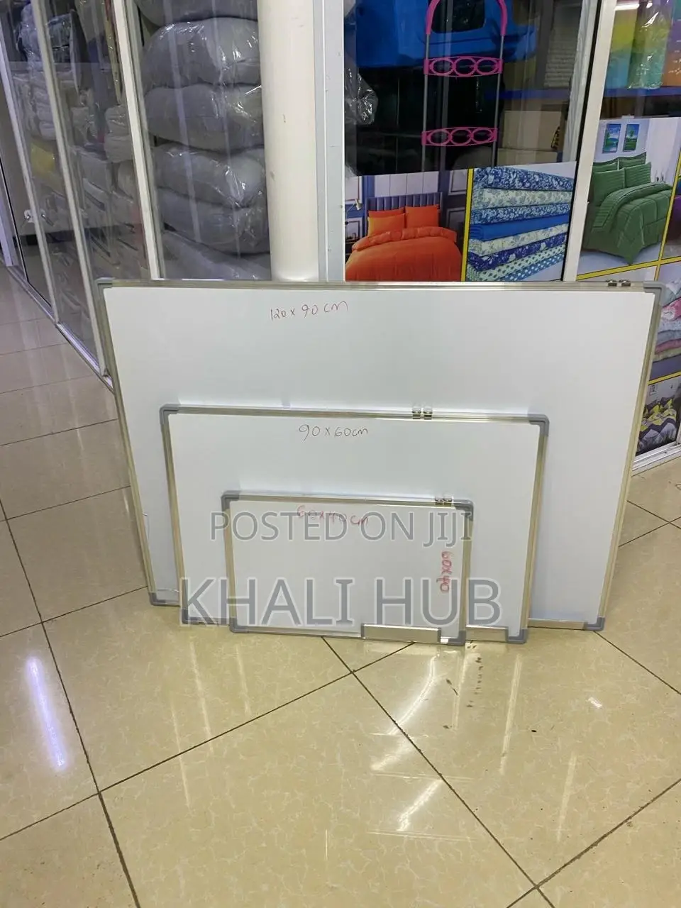 Whiteboards√Whiteboards>Whiteboard<Whiteboard;Whiteboards