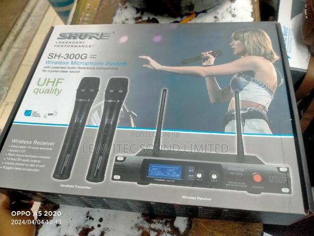 Shure UHF Quality Microphone