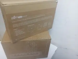 (Usw-Lite -8-Poe) Switch Unifi Network Lite 8poe// Lite8 Poe