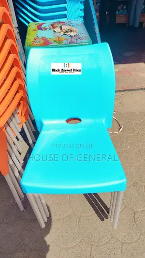 Good Quality Armless Plastic Chairs With Metal Legs