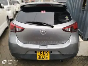 Mazda Demio 2015 Silver