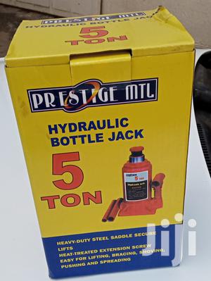 New 5ton Hydraulic Bottle Jack.