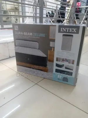 Intex Dura Beam Super Airbed With Inbuilt Electric Pump