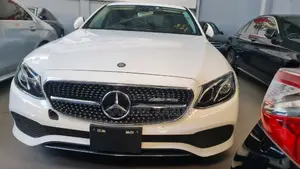 Mercedes-Benz C200 2017 White