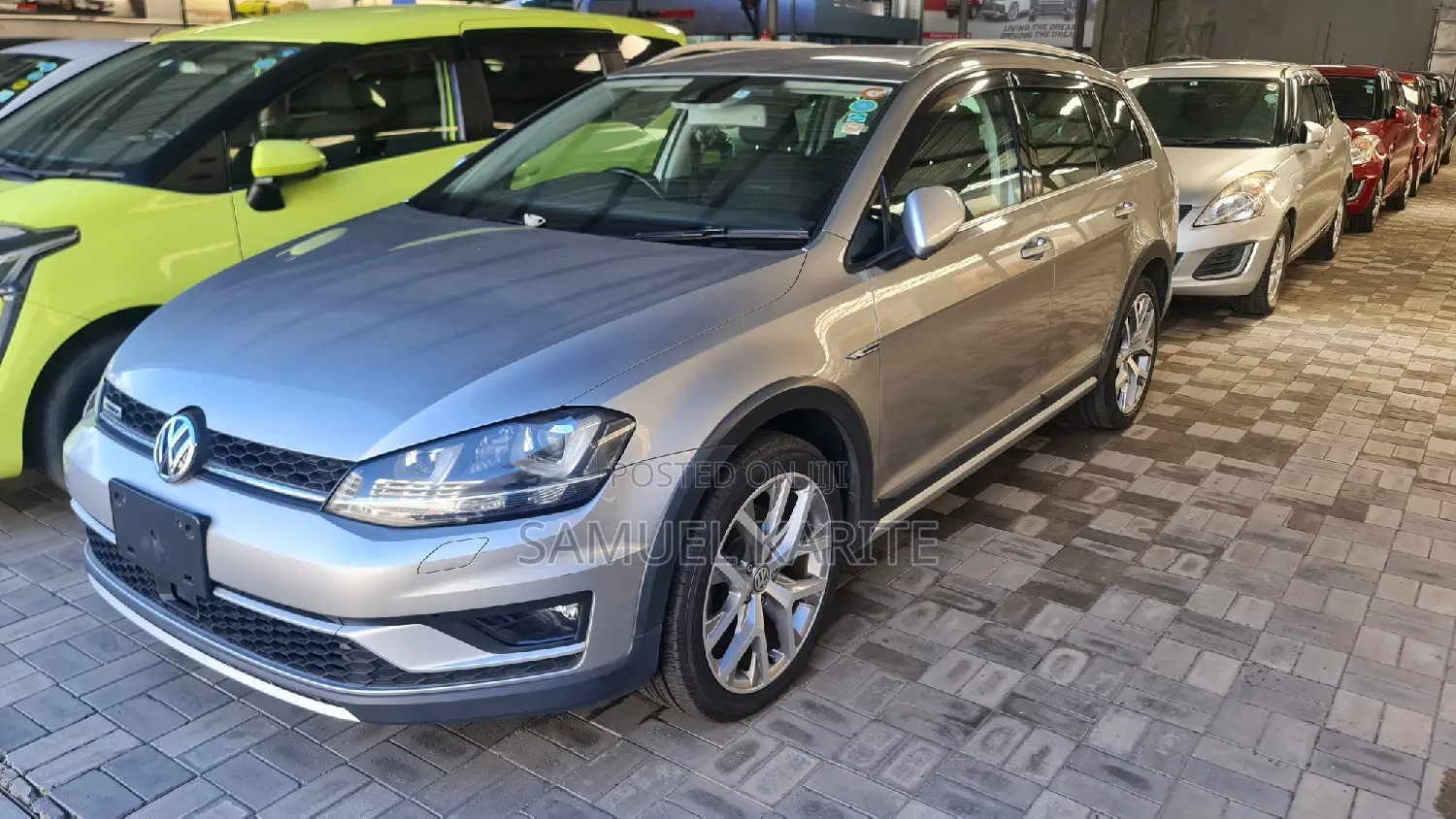 Volkswagen Golf 2017 Silver