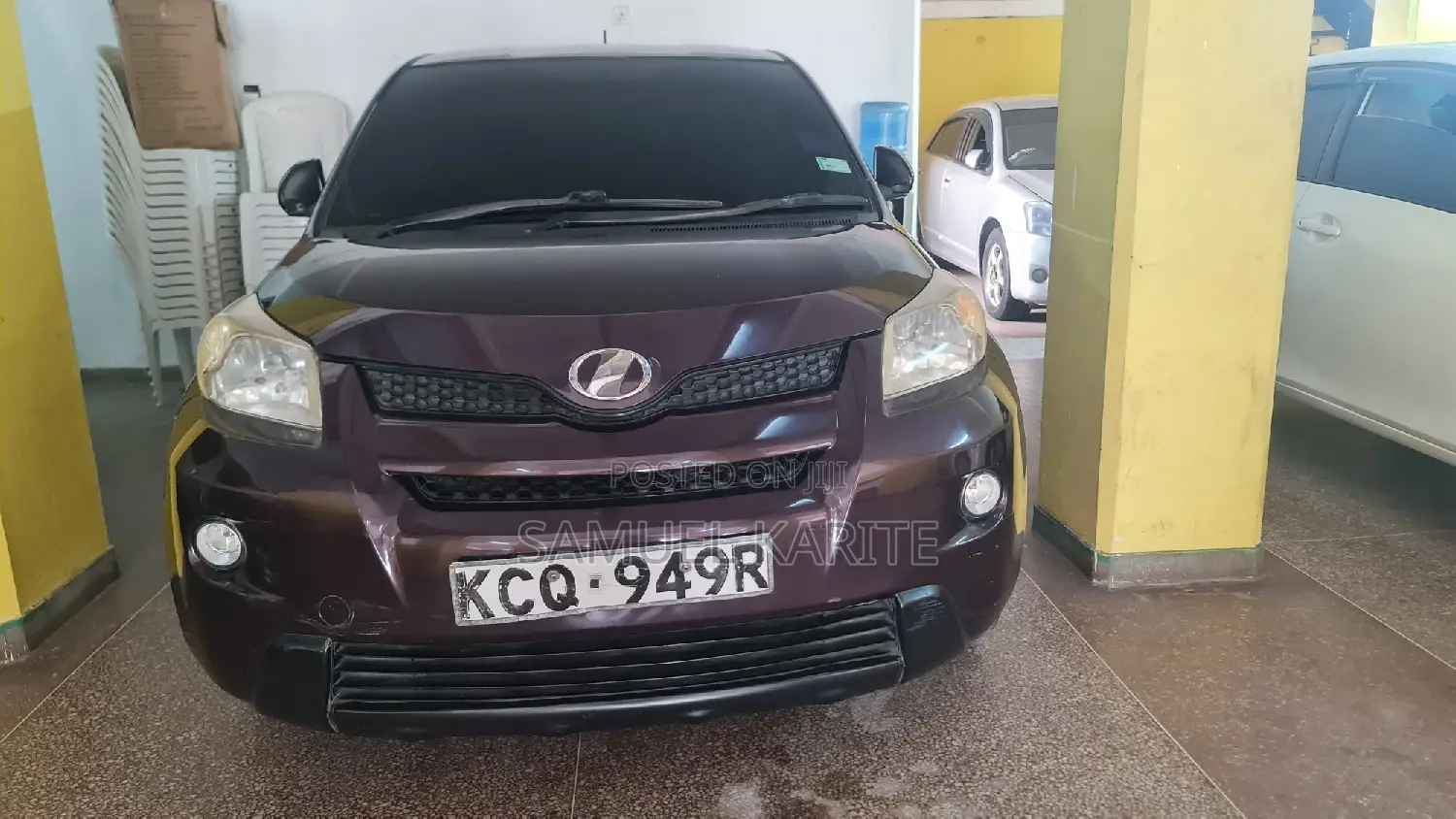 Toyota IST 2011 Purple