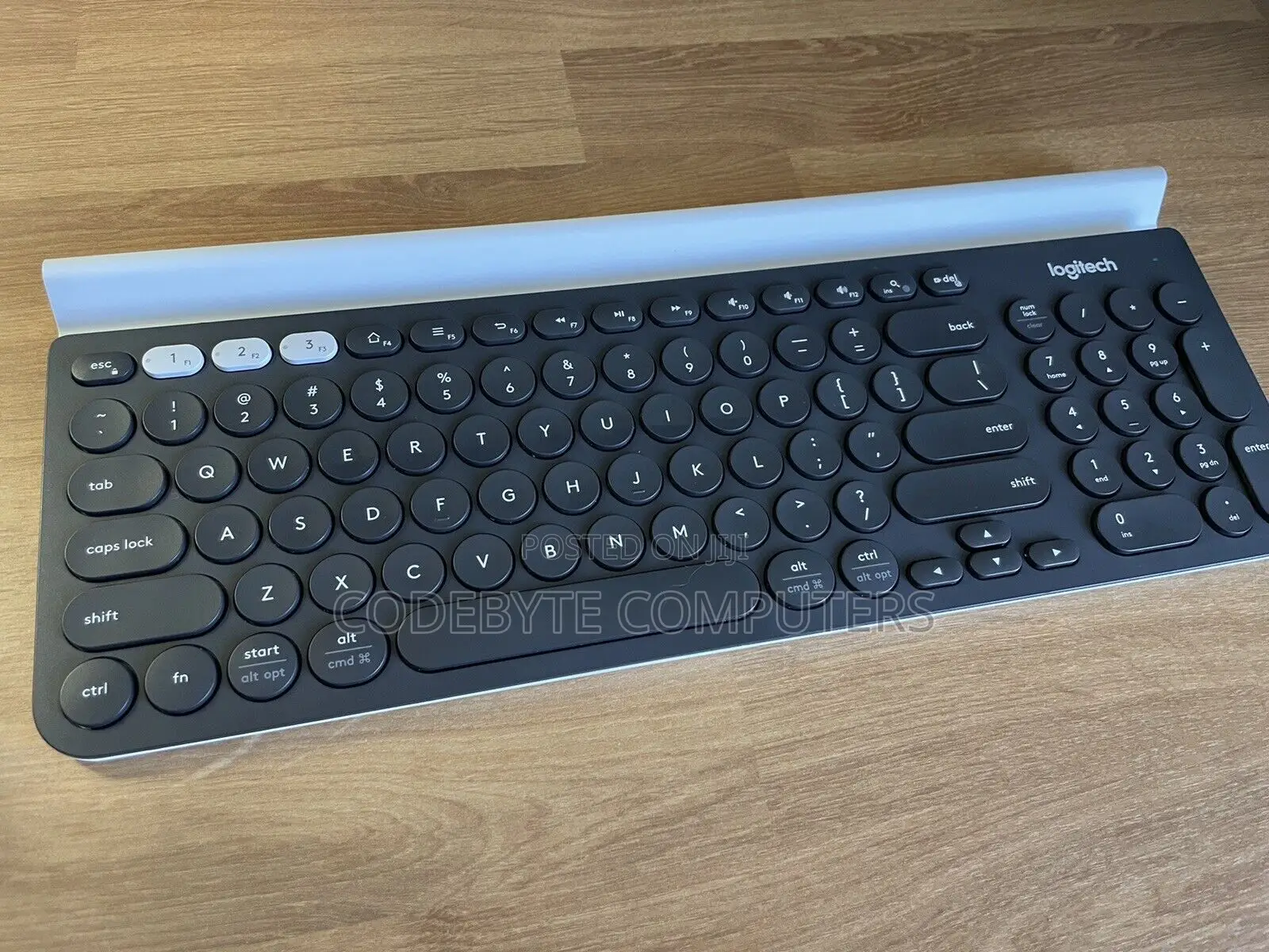 Logitech K780 Multi-device Wireless Keyboard
